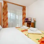 Matej Apartman Neum