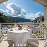 Matej Apartman Neum